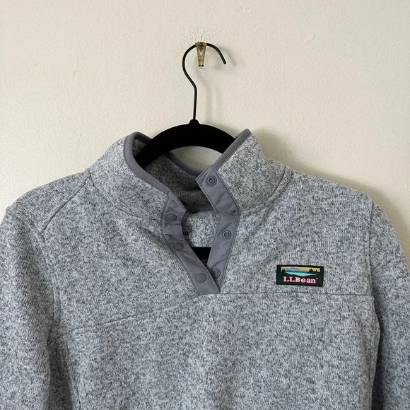 LL Bean Grey Ladies Pullover Size Medium Petite - Picture 2 of 4